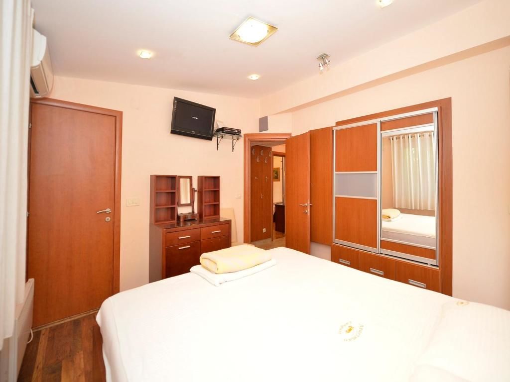 Апартаменты Apartments Langust Свети-Стефан-45