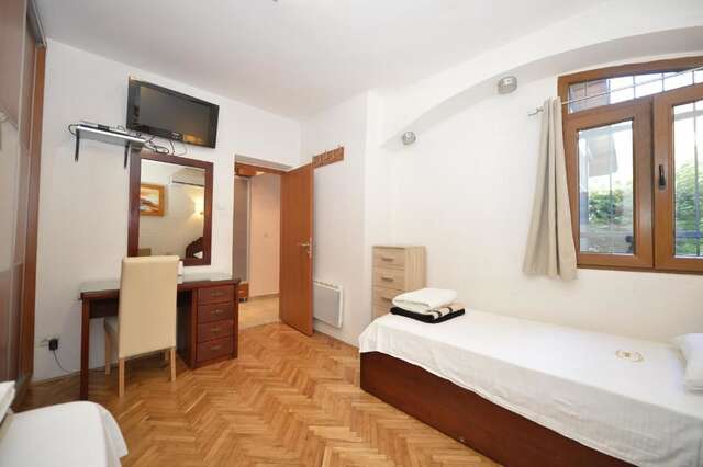 Апартаменты Apartments Langust Свети-Стефан-45