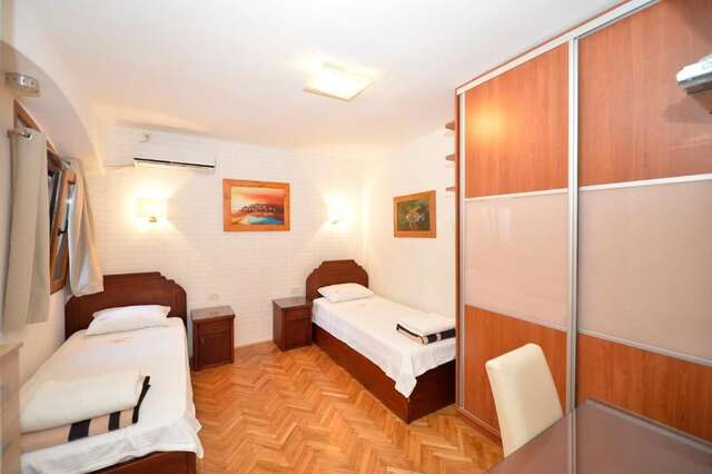 Апартаменты Apartments Langust Свети-Стефан-56